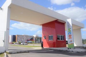 Sesau mobiliza Rede Estadual de Saúde e atende 31 feridos no acidente de ônibus na Serra da Barriga