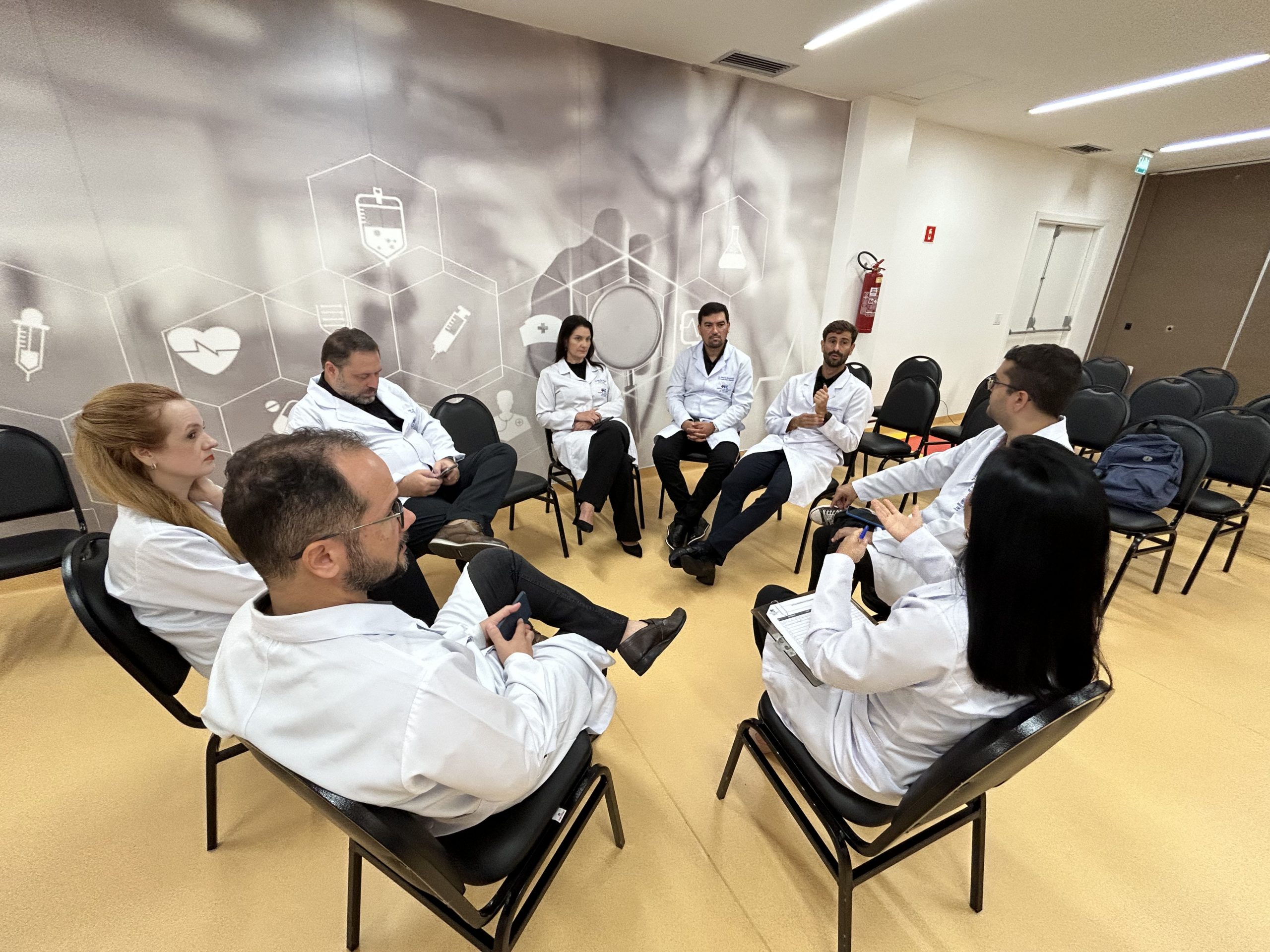 Leia mais sobre o artigo Hospital do Coração Alagoano conta com núcleo para avaliar projetos e acompanhar o desenvolvimento de pesquisa científica