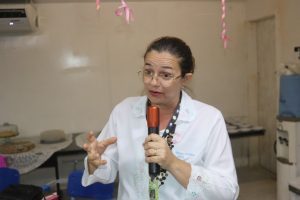 Hospital Ib Gatto Falcão encerra Campanha Outubro Rosa com palestra preventiva