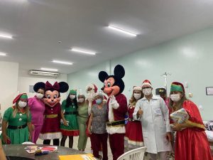 Hospital de Emergência do Agreste promove programação especial de Natal e Ano Novo