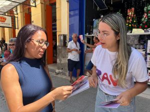 Ação educativa em alusão aos 21 Dias de Ativismo pelo Fim da Violência Contra a Mulher mobiliza população no Centro de Maceió