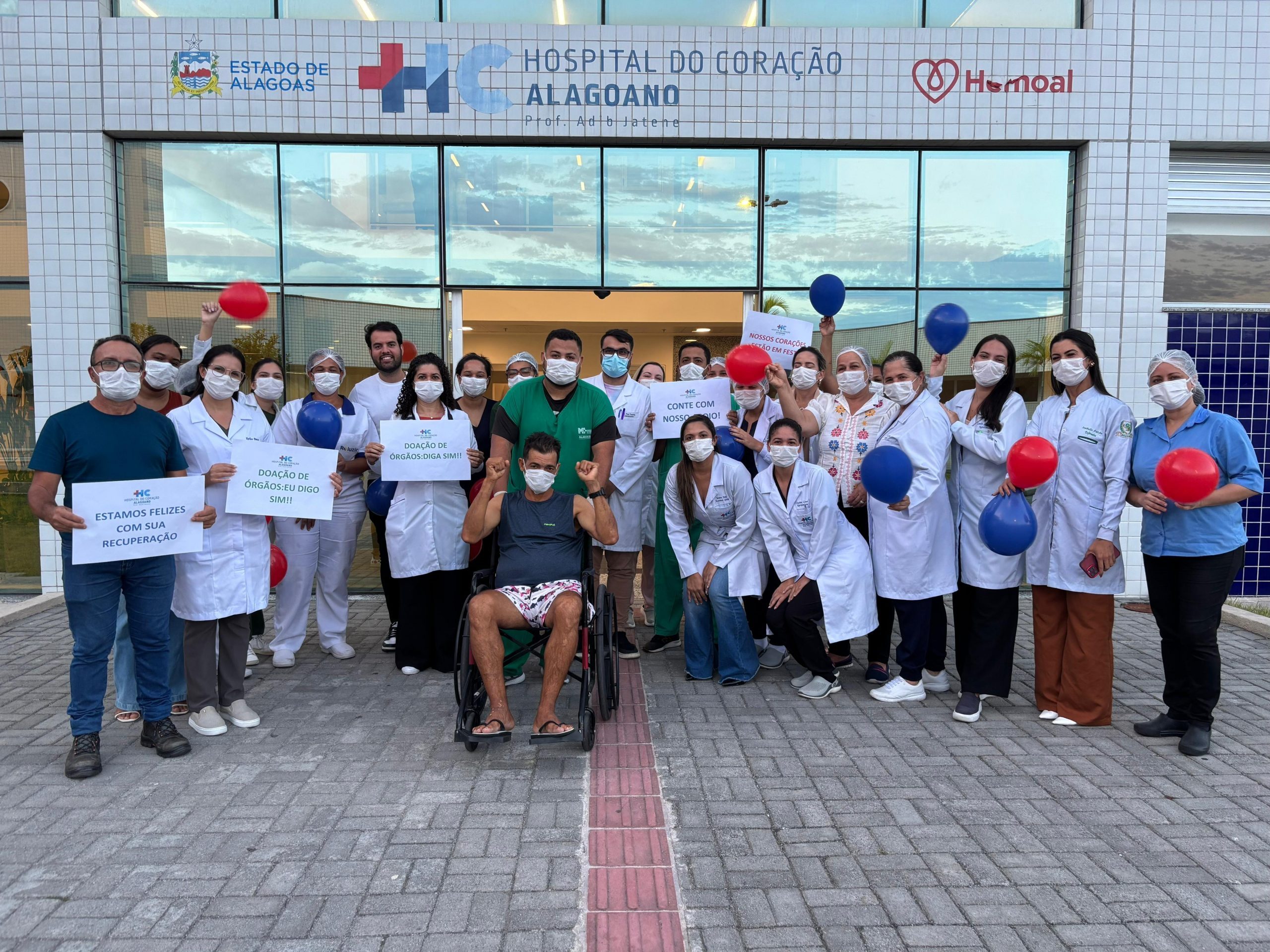 Leia mais sobre o artigo Primeiro transplantado hepático da rede estadual recebe alta do Hospital do Coração Alagoano