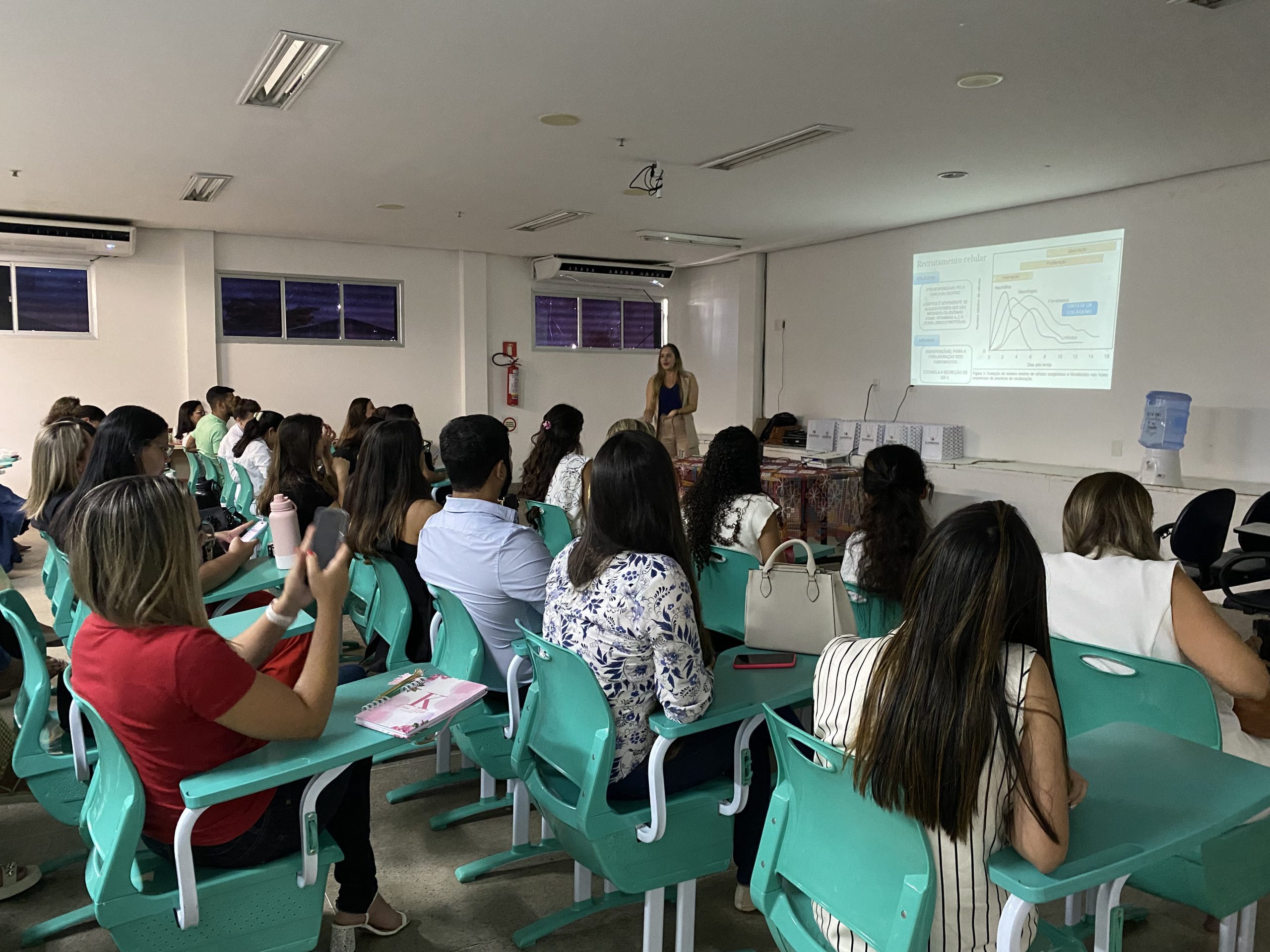 Leia mais sobre o artigo Sesau promove programa de capacitações sobre suplementos, dietas e fórmulas no HGE