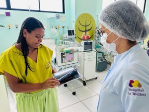 Hospital da Mulher lança cartilha de apoio a mães e cuidadores com crianças internadas na UTI e UCI pediátricas