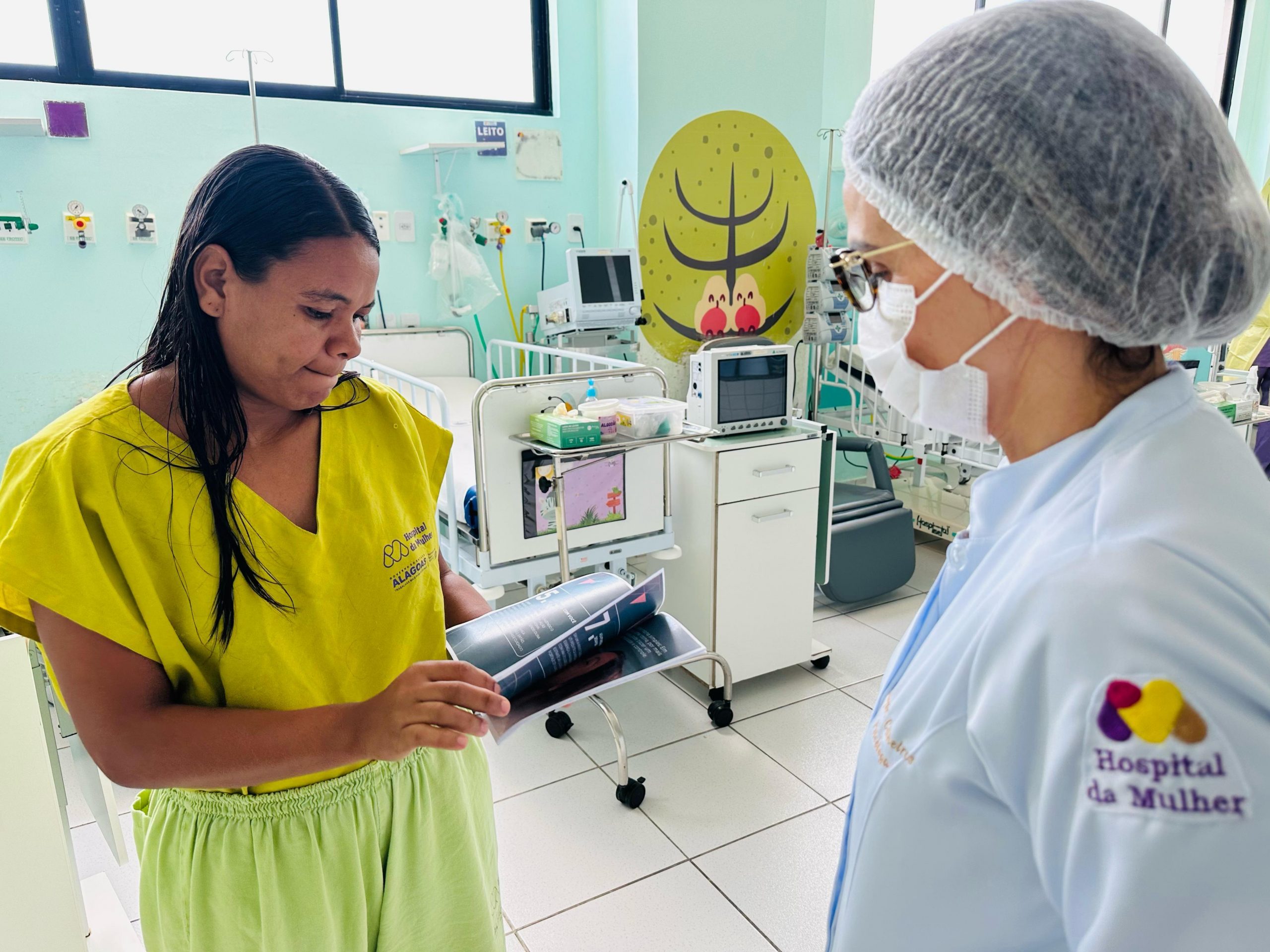 Leia mais sobre o artigo Hospital da Mulher lança cartilha de apoio a mães e cuidadores com crianças internadas na UTI e UCI pediátricas