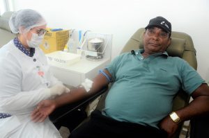 Quer doar sangue durante o Carnaval? Veja os horários de funcionamento do Hemoal