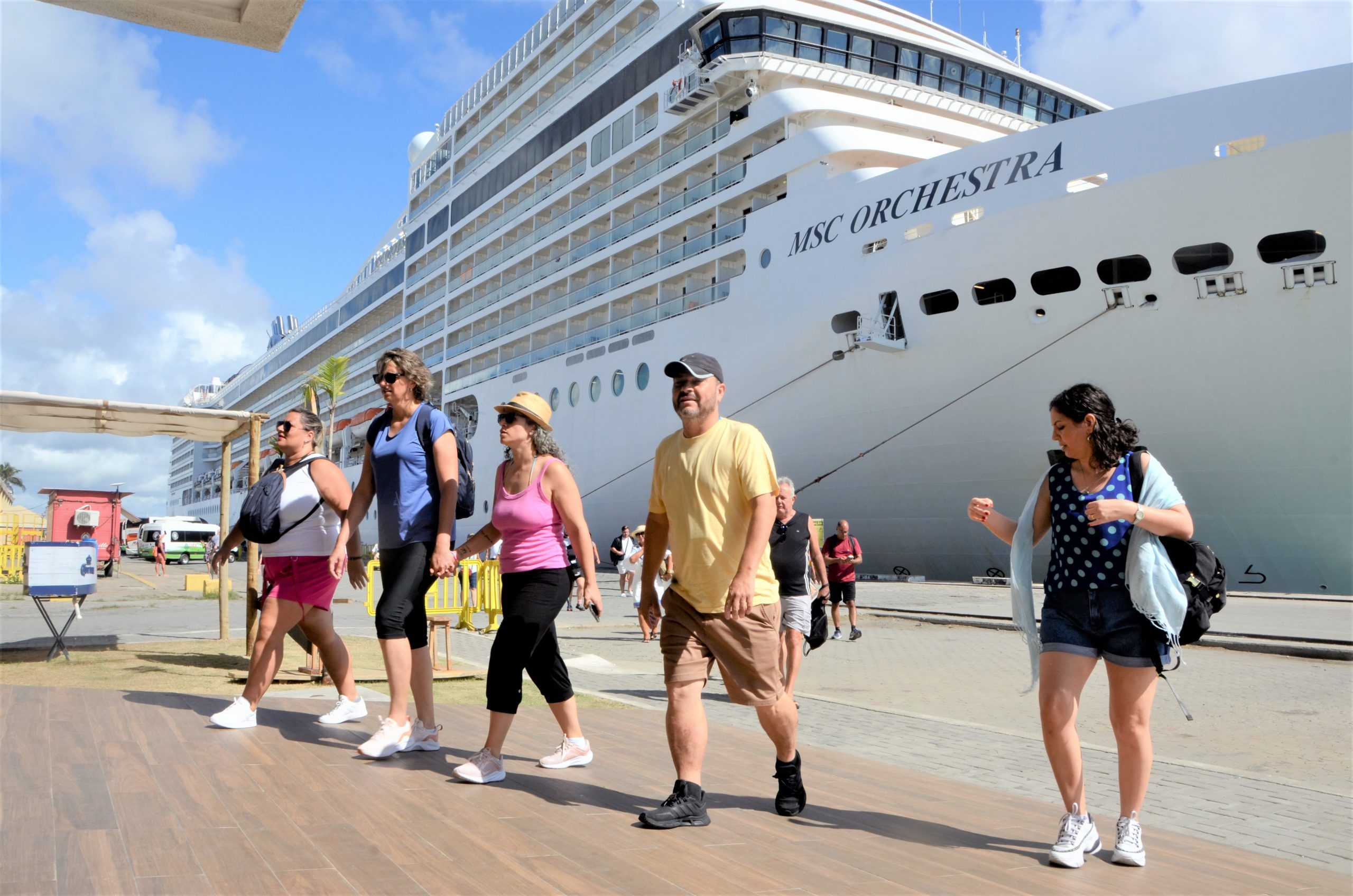 Leia mais sobre o artigo Programa Saúde no Porto assegura atendimentos a turistas de transatlânticos em Maceió