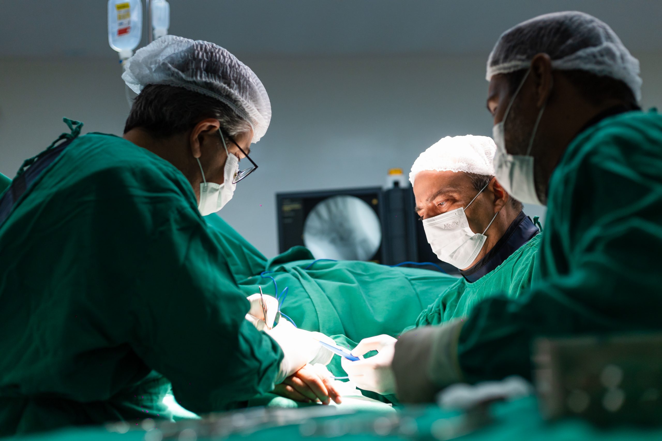 Leia mais sobre o artigo Hospital Metropolitano de Alagoas se torna referência em cirurgia de mão e punho