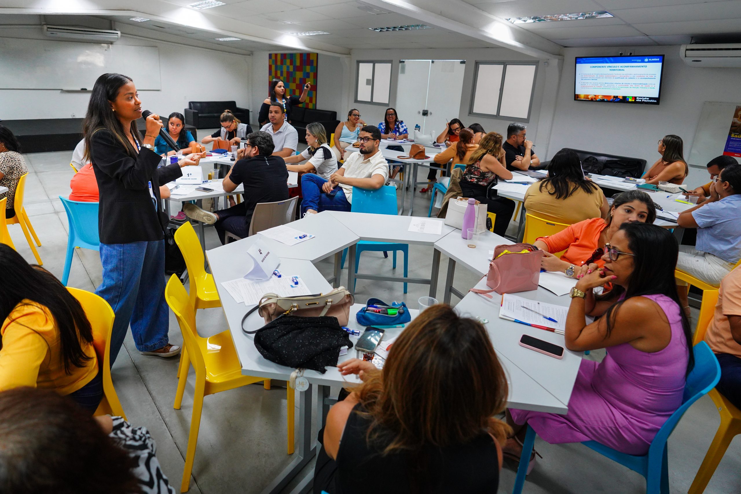 Leia mais sobre o artigo Sesau realiza oficina sobre o Novo Financiamento da Atenção Primária em Saúde