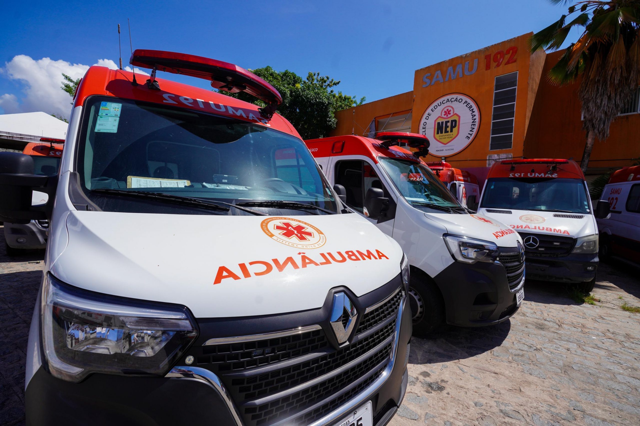Leia mais sobre o artigo Samu atende vítima de ferimento por arma branca na Cidade Universitária