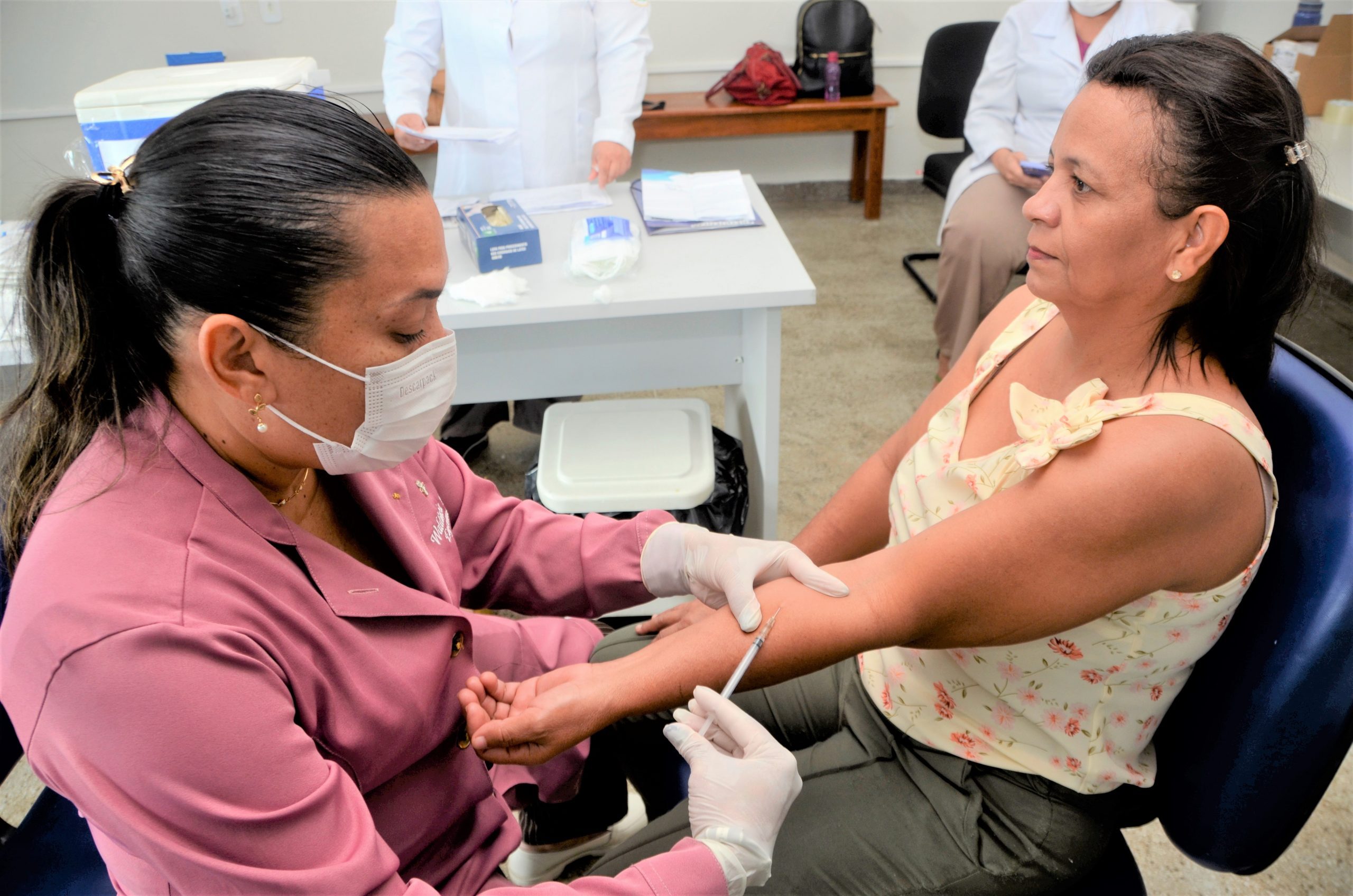 Leia mais sobre o artigo Sesau e Ministério da Saúde treinam 35 profissionais sobre prova tuberculínica
