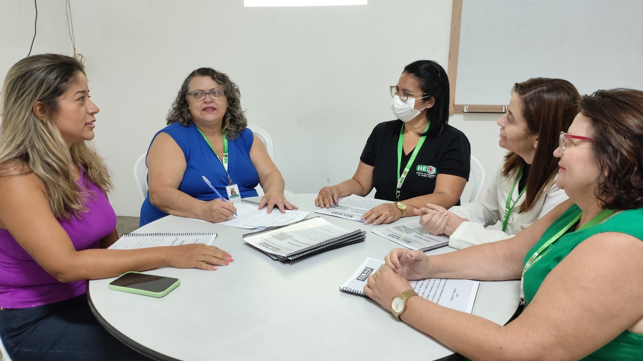 Leia mais sobre o artigo Hospital de Emergência promove sensibilização para reforço da vigilância epidemiológica