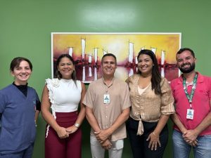 Unidade AVC do Hospital de Emergência do Agreste recebe visita institucional da consultora da Boehringer Ingelheim