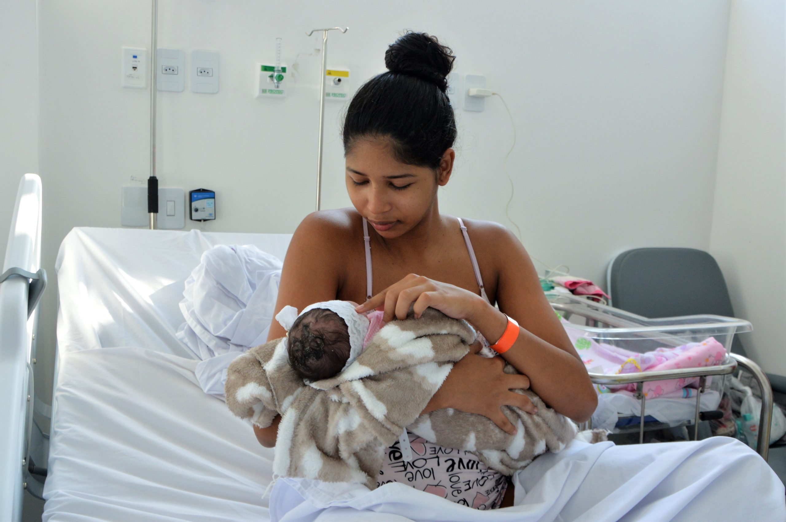 Leia mais sobre o artigo Maio Furta-Cor: Hospital da Mulher promove ações de saúde mental materna