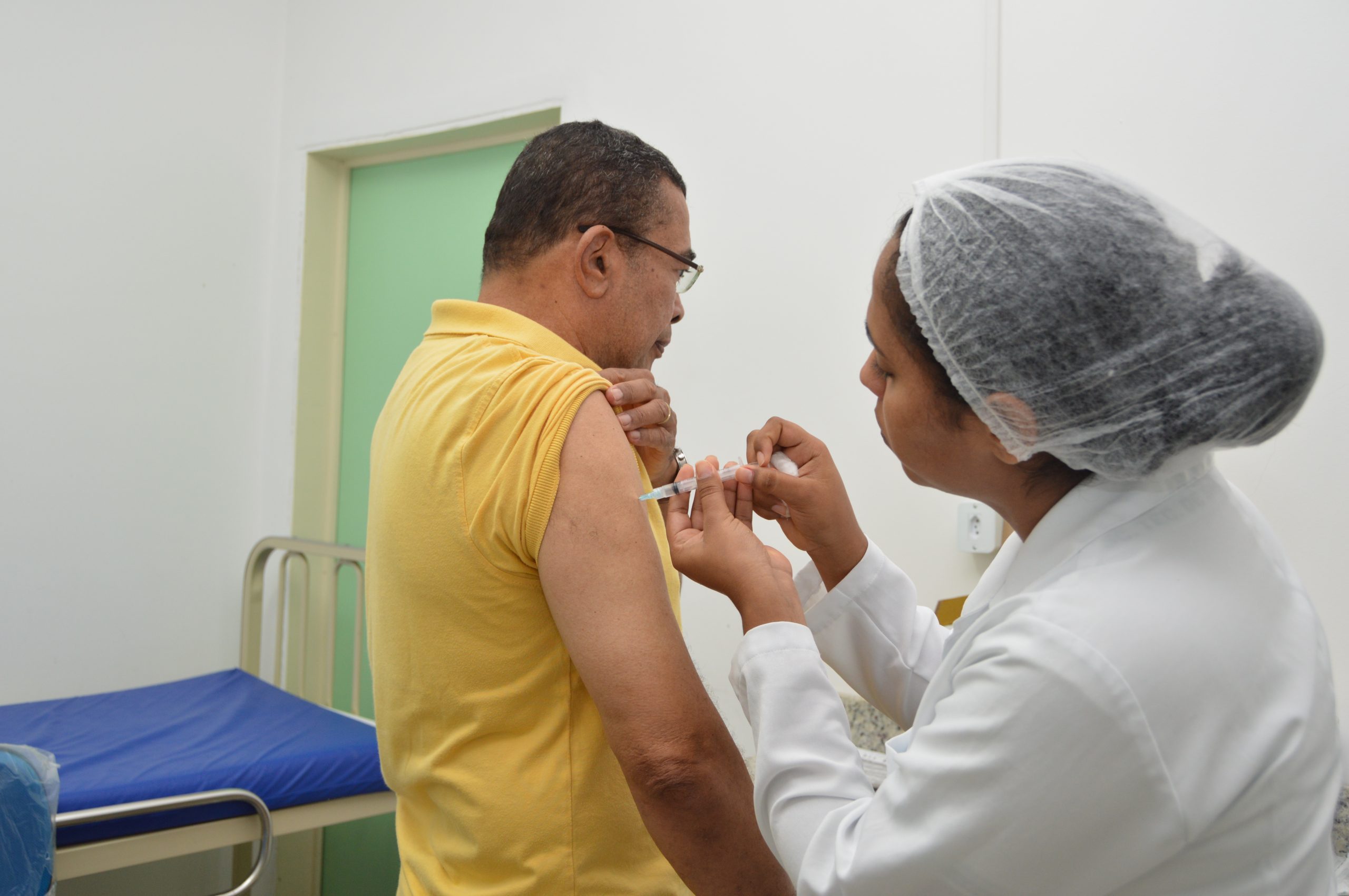 Leia mais sobre o artigo Sesau reforça importância de se vacinar contra a Influenza devido a quadra chuvosa