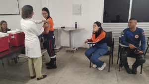 Vacinação contra gripe no Samu reforça proteção dos profissionais de saúde