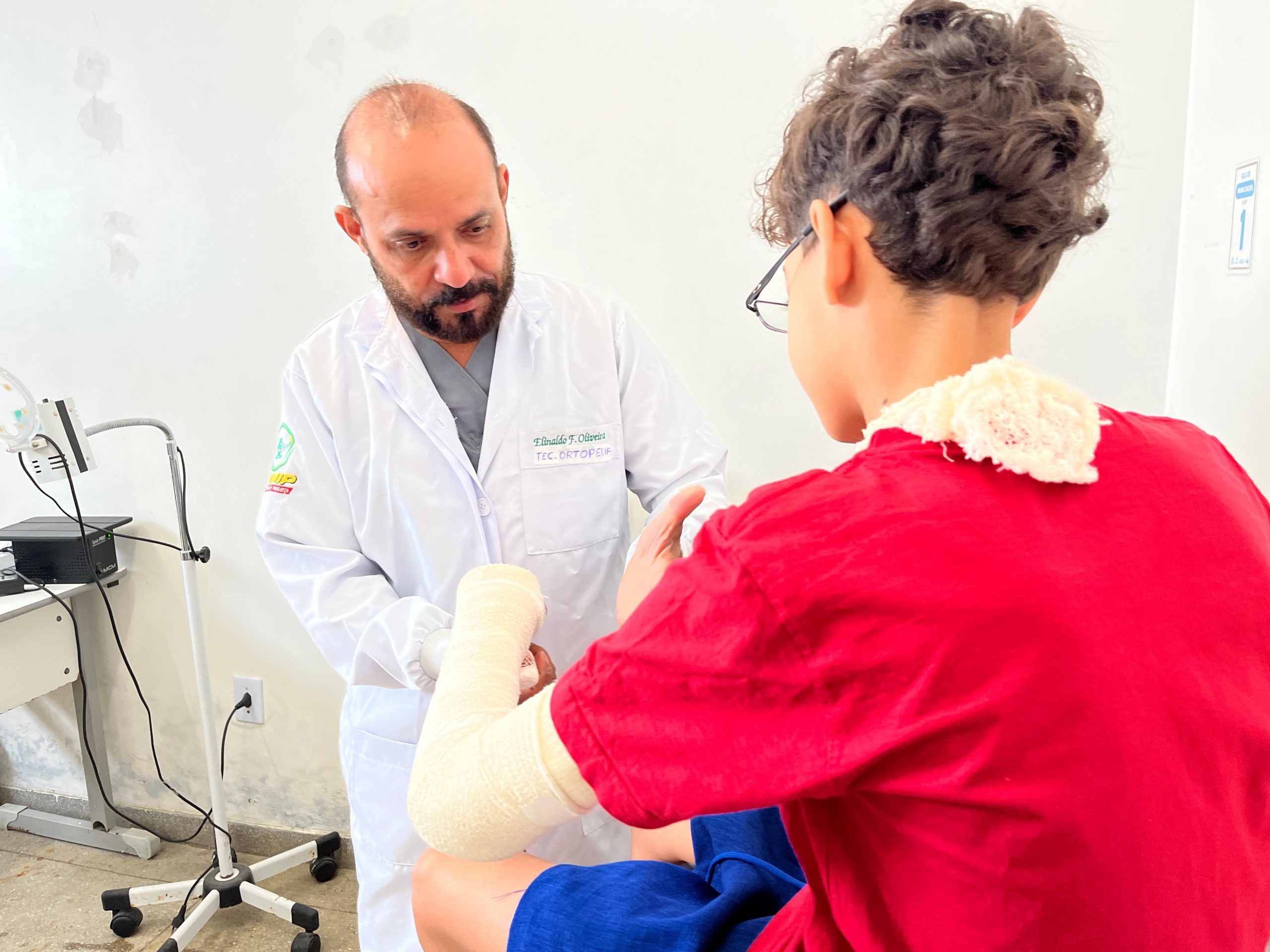 Leia mais sobre o artigo Hospital Ib Gatto Falcão celebra o Dia do Técnico em Imobilização e destaca sua importância no cuidado ao trauma