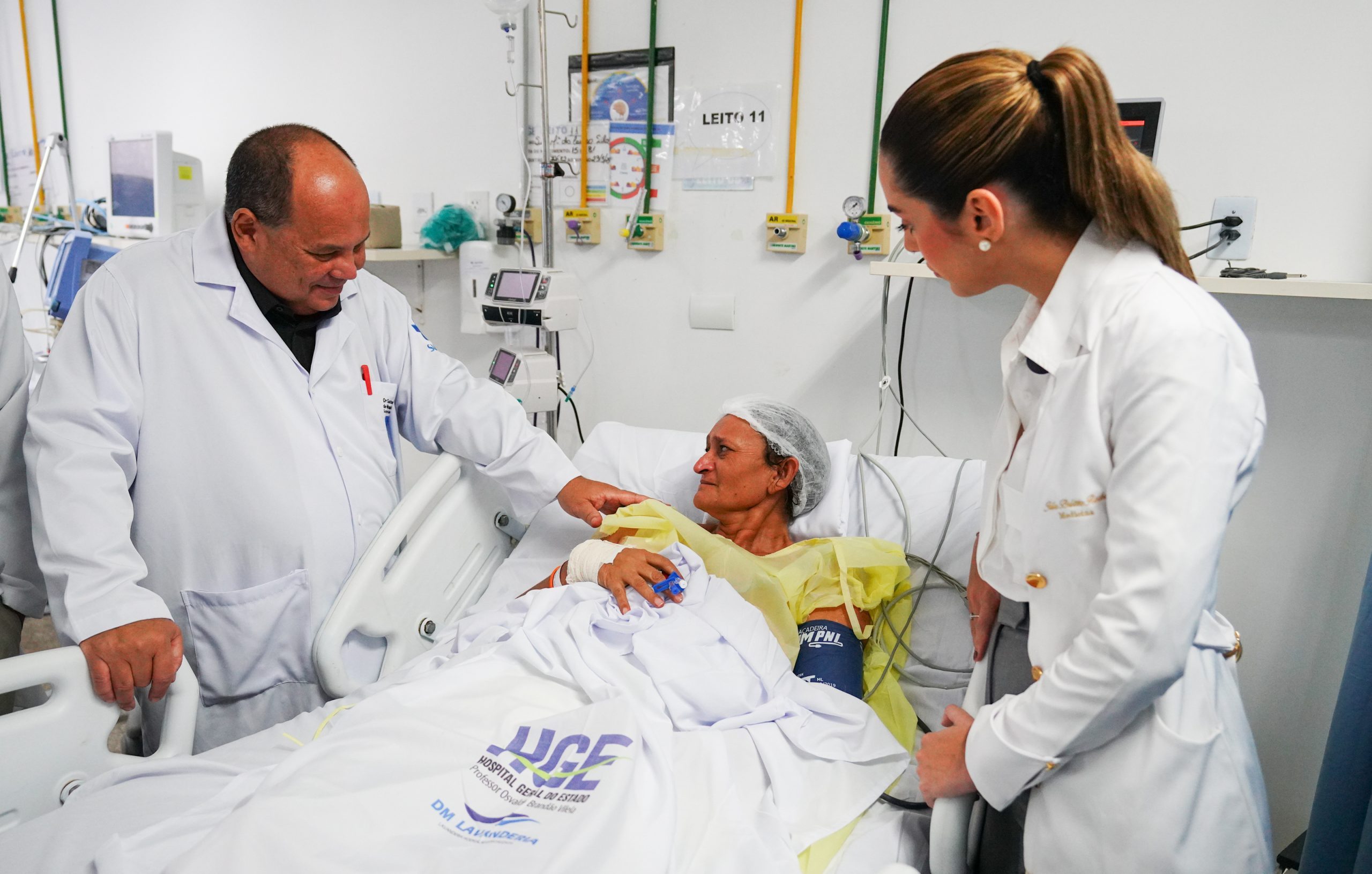 Leia mais sobre o artigo Secretário de Saúde e primeira-dama de Alagoas visitam pacientes e destacam qualidade do atendimento no HGE