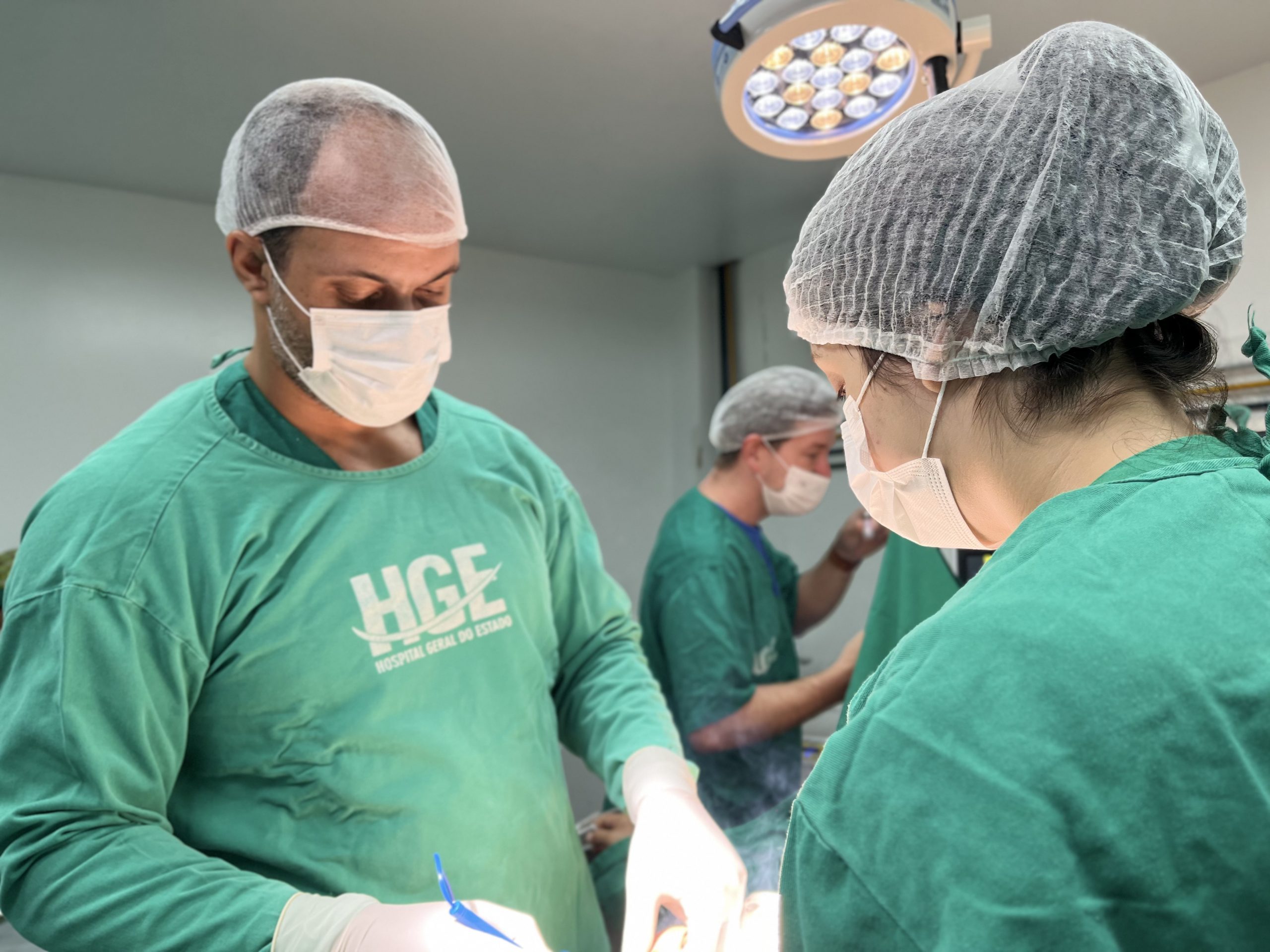 Leia mais sobre o artigo HGE faz nova captação de rins e mais duas pessoas que estão na fila de transplantes terão as suas vidas salvas