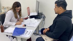 Enxaqueca Hemiplégica: doença pode ser confundida com o AVC, diz neurologista do Hospital Metropolitano