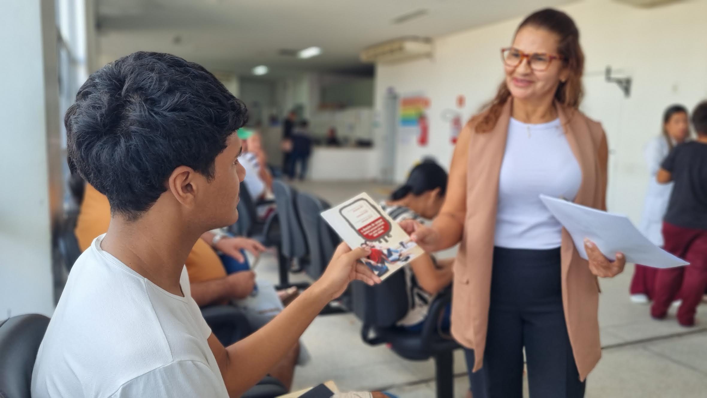 Leia mais sobre o artigo Hospital de Emergência do Agreste mobiliza servidores e acompanhantes em campanha de doação de sangue