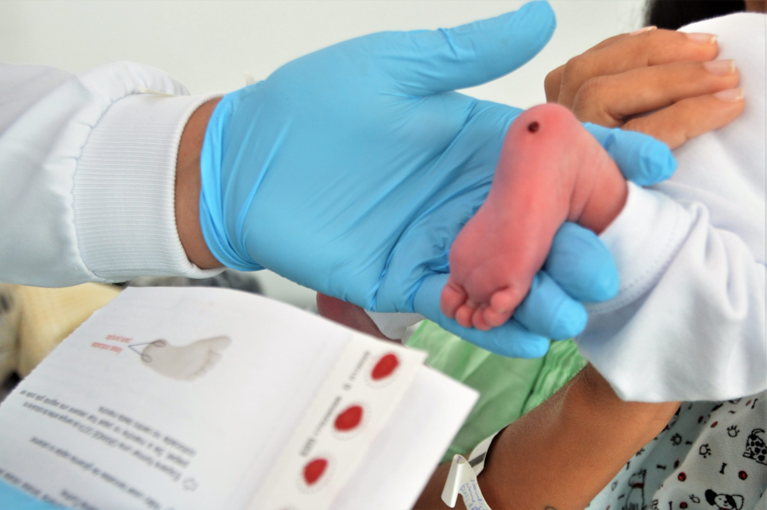 Leia mais sobre o artigo Pediatra da Sesau ressalta importância do Teste do Pezinho para diagnosticar sete doenças