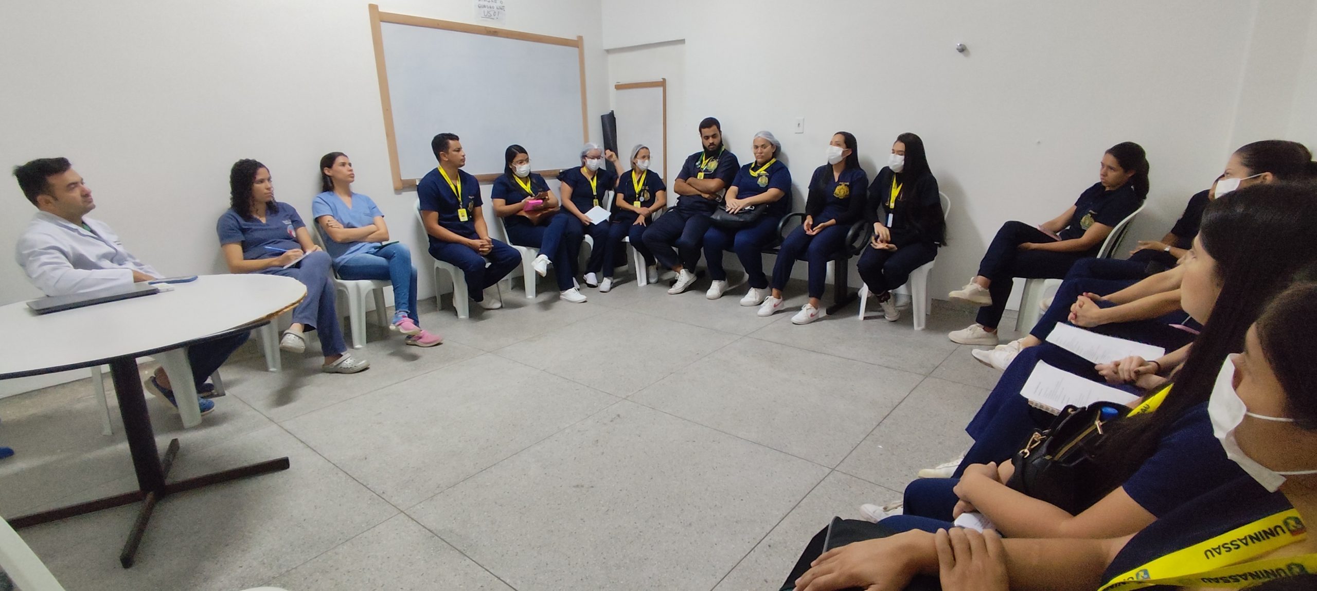 Leia mais sobre o artigo Estudantes de fisioterapia concluem estágio no HEA com apresentação de casos clínicos