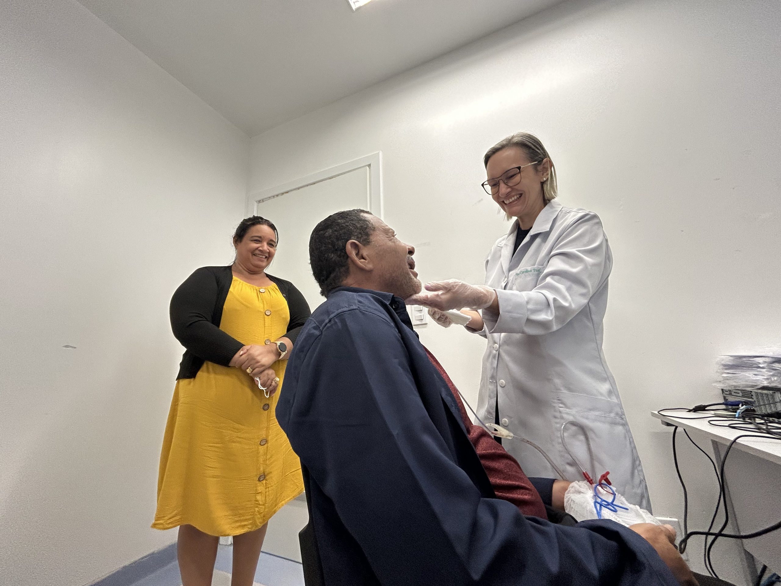 Leia mais sobre o artigo Julho Verde: Prevenção ao câncer de cabeça e pescoço começa com informação e cuidados simples, alerta especialista