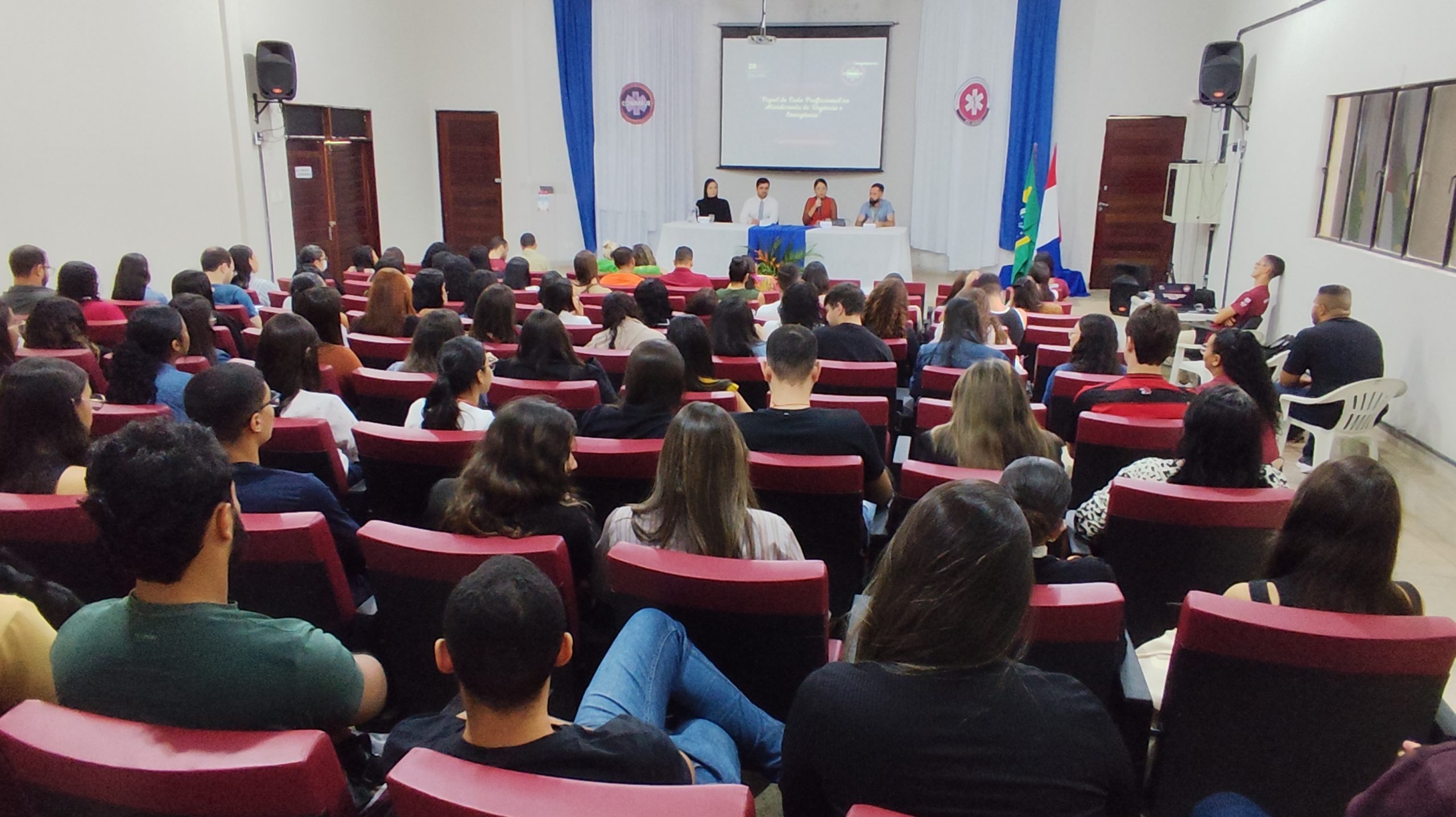 Leia mais sobre o artigo HEA participa da abertura do II Congresso Nacional Multiprofissional de Urgência e Emergência