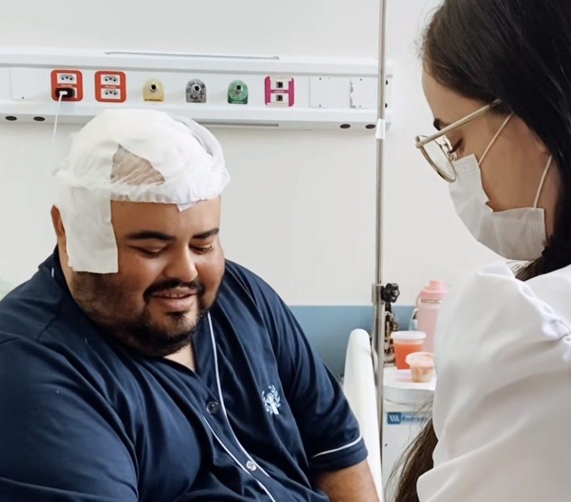 Leia mais sobre o artigo Romeiro alagoano encontra acolhimento e tratamento no Hospital Metropolitano após diagnóstico de tumor cerebral