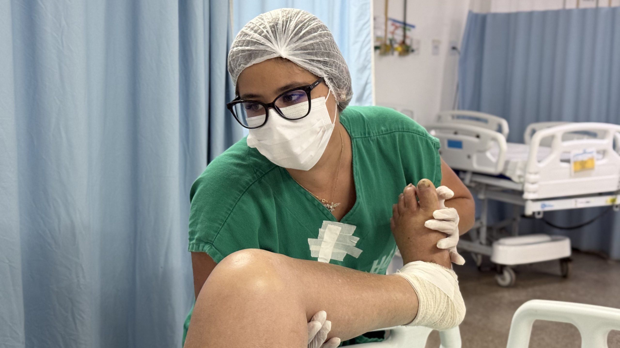 Leia mais sobre o artigo Alagoano vítima de AVC é beneficiado por reabilitação precoce no HGE e já faz até caminhadas