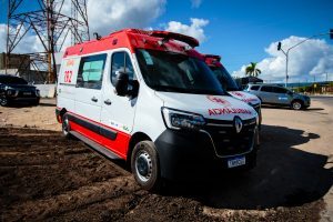 Doadas pelo Governo Federal: Governador Paulo Dantas entrega ambulâncias do Samu para Girau do Ponciano e Traipu