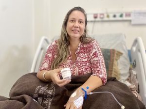 Hospital Metropolitano devolve qualidade de vida à paciente com complicação grave de cálculo renal