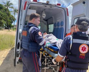 Samu e Departamento de Aviação realizam transferência de idosa de 86 anos, vítima de queda em Arapiraca