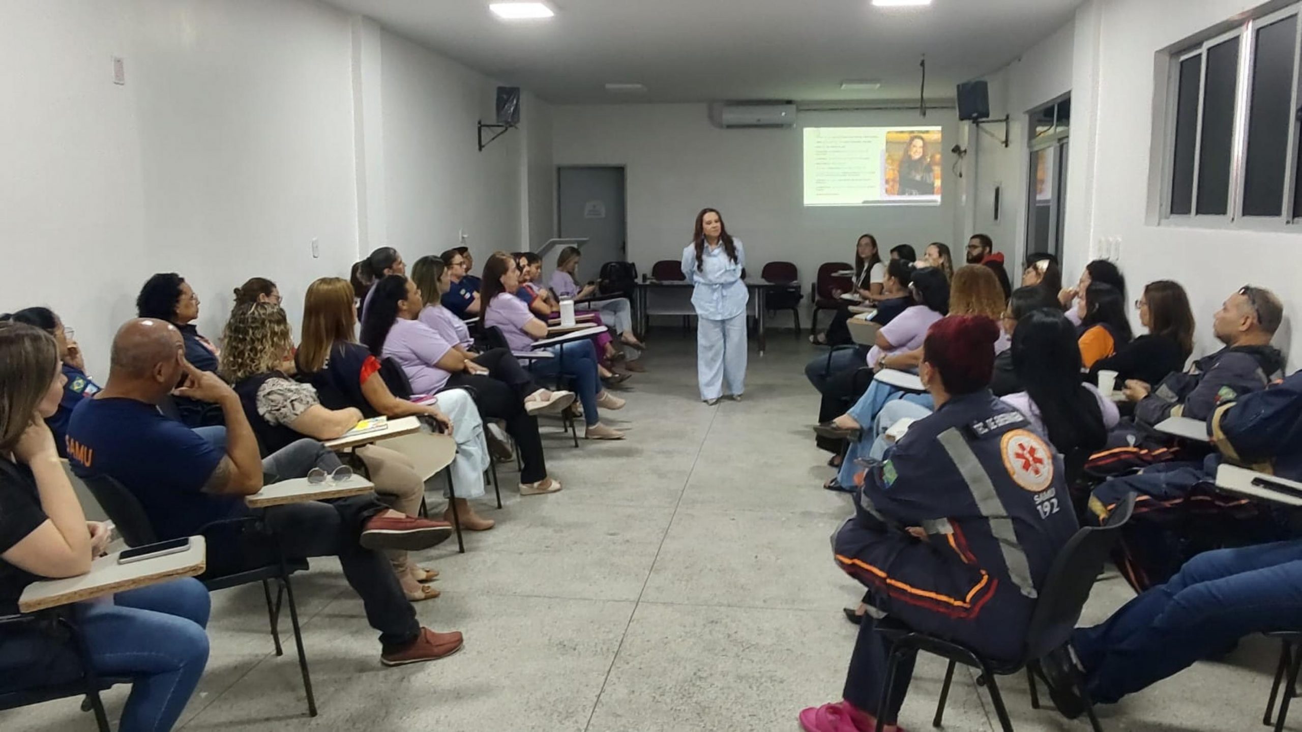 Leia mais sobre o artigo Samu promove roda de conversa sobre enfrentamento à violência contra a mulher