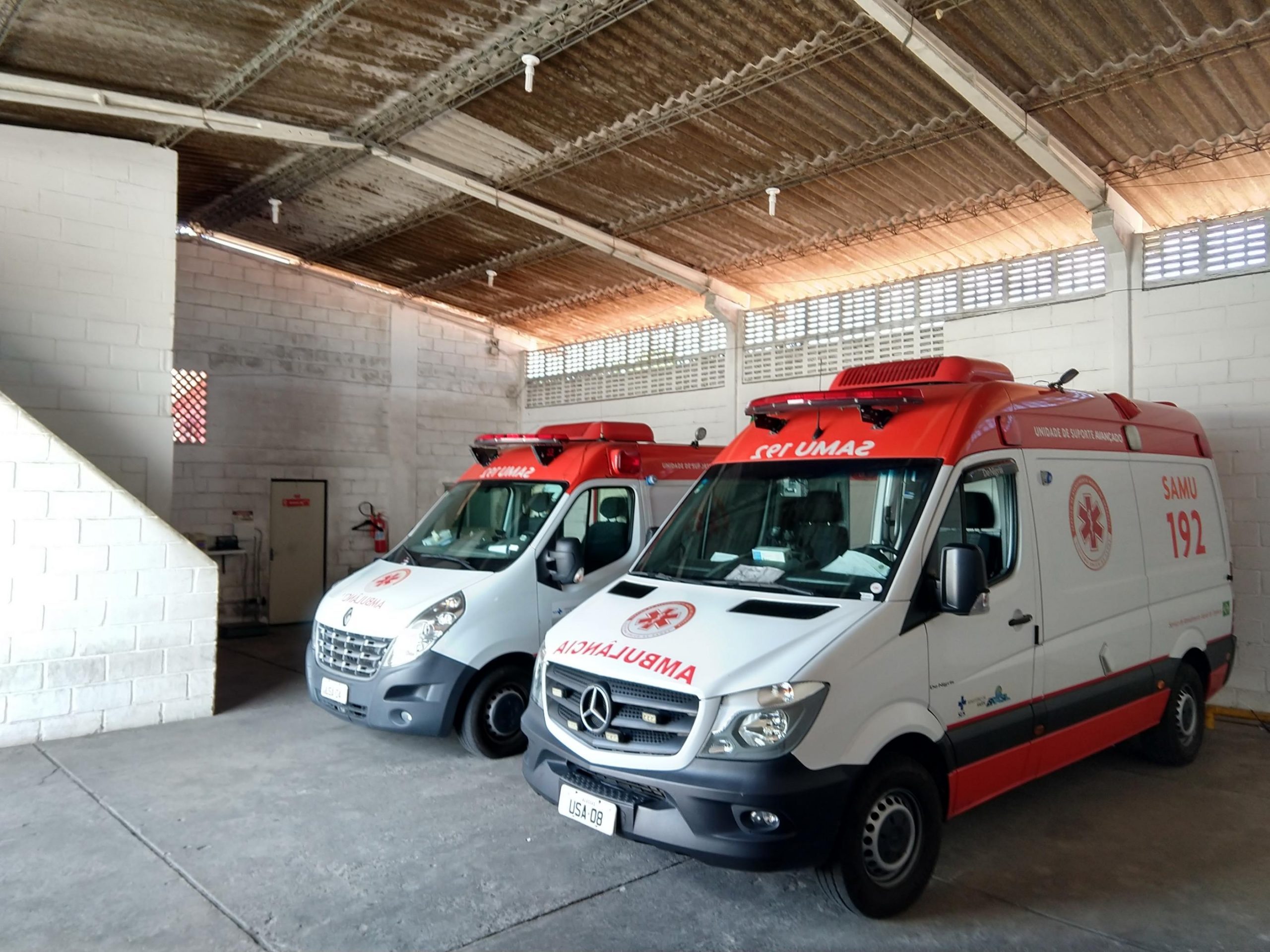 Leia mais sobre o artigo Samu realiza parto em via pública com apoio decisivo da Central de Regulação de Urgências