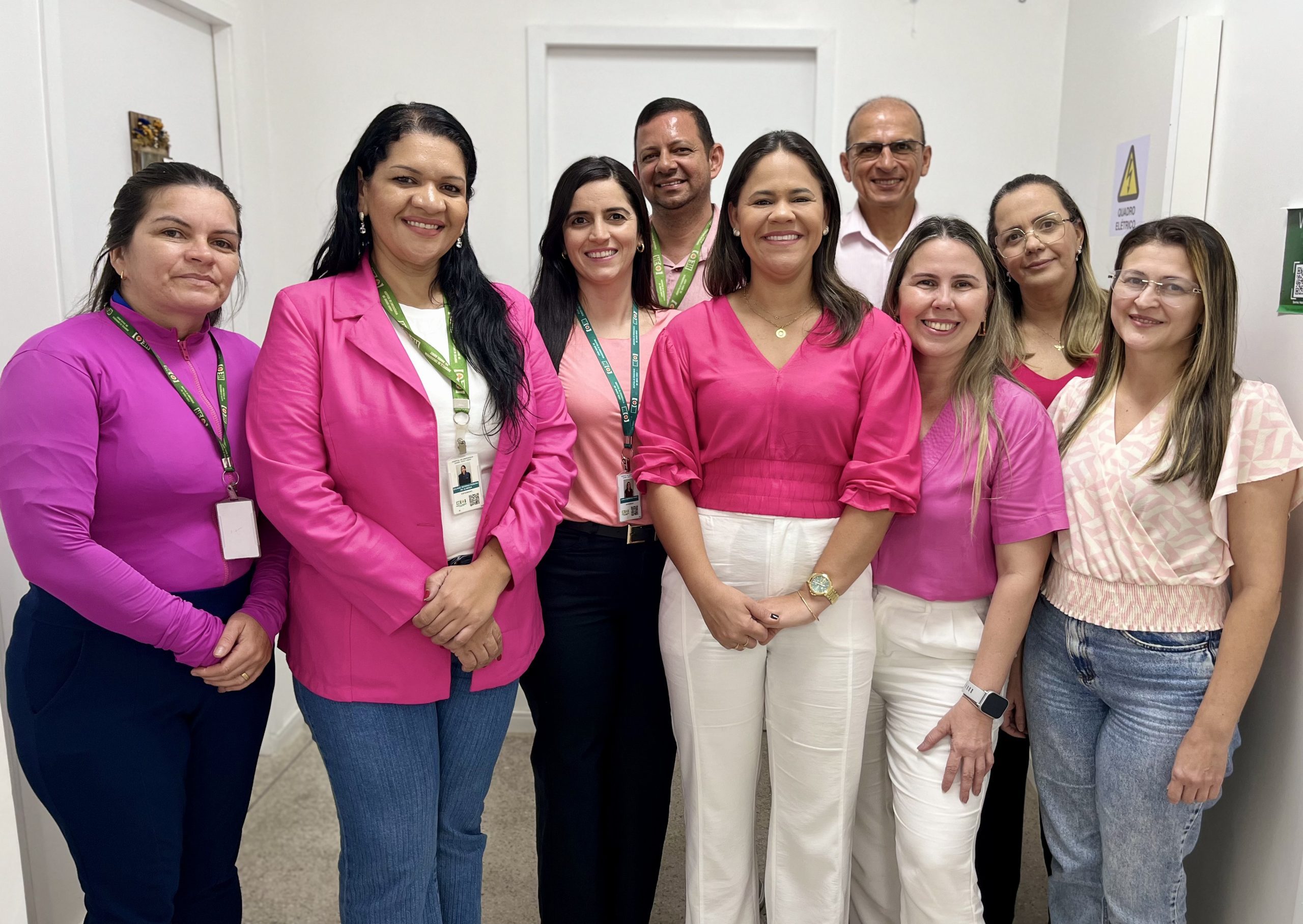 Leia mais sobre o artigo Hospital de Emergência do Agreste inicia campanha Outubro Rosa com adesão de servidores
