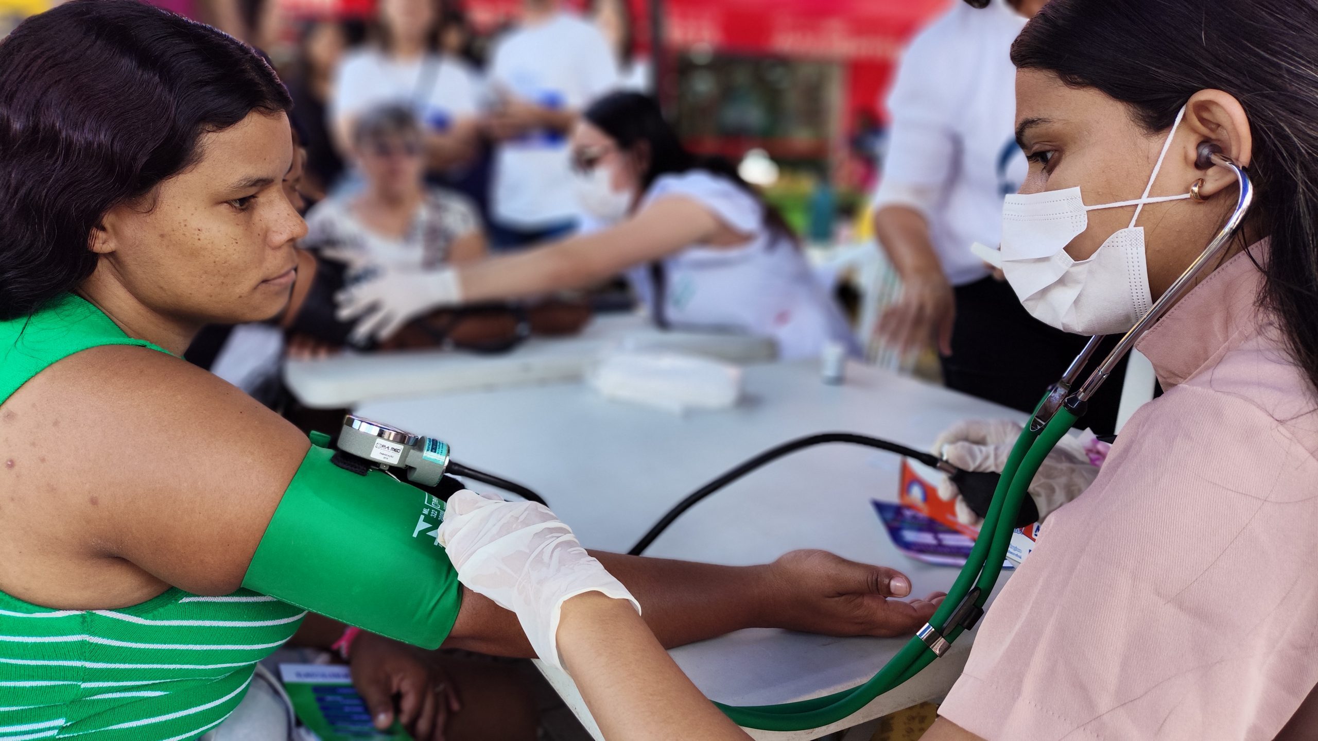 Leia mais sobre o artigo Hospital de Emergência do Agreste leva conscientização sobre a prevenção do AVC durante evento em Arapiraca