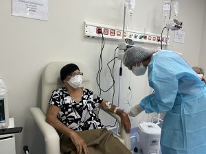 Histórias de superação marcam o encerramento do Outubro Rosa no Hospital Metropolitano