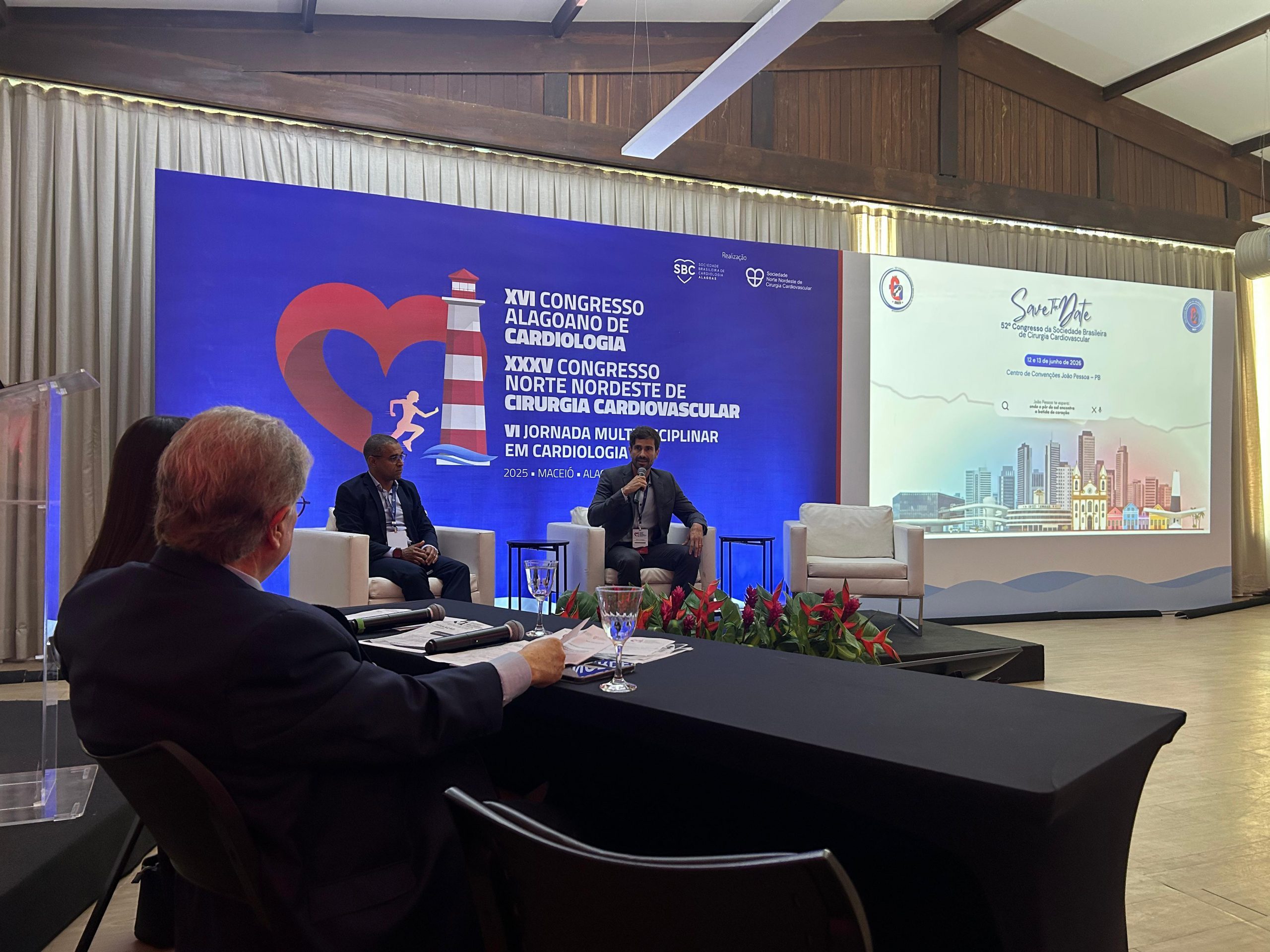 Leia mais sobre o artigo Hospital do Coração Alagoano reforça protagonismo e compromisso com a vida em congressos de cardiologia