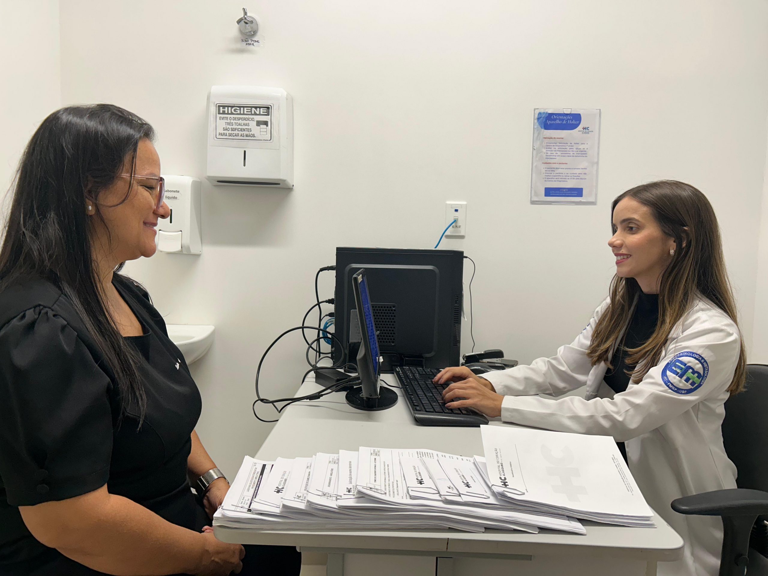 Leia mais sobre o artigo Endocrinologista do Hospital do Coração Alagoano explica porque a diabetes aumenta o risco cardíaco