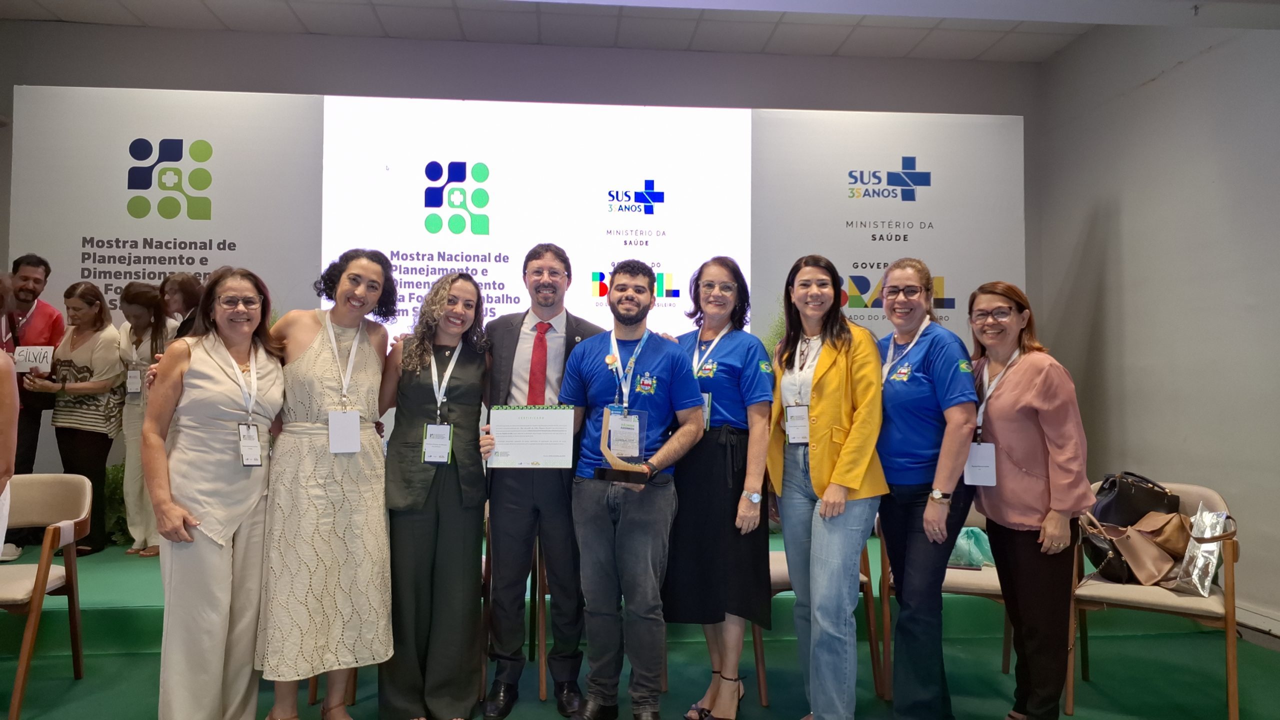 Leia mais sobre o artigo Servidores da Sesau apresentam trabalhos na Mostra Nacional de Dimensionamento da Força de Trabalho 