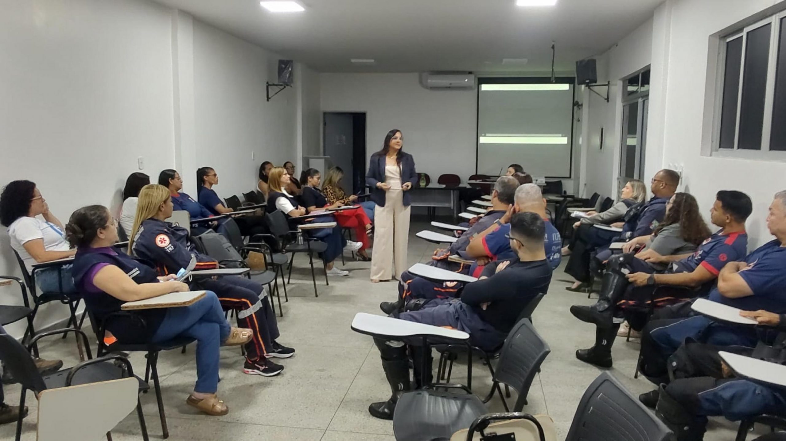 Leia mais sobre o artigo Comunicação Não Violenta é tema de palestra promovida pelo Samu