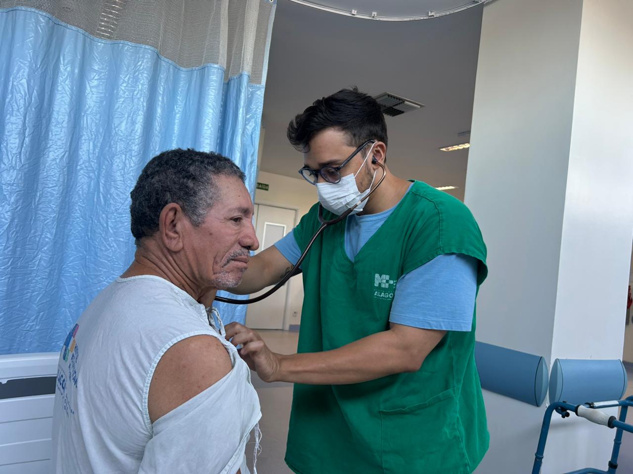 Leia mais sobre o artigo Fora da Janela Terapêutica: Hospital Metropolitano destaca importância do atendimento especializado a pacientes com AVC