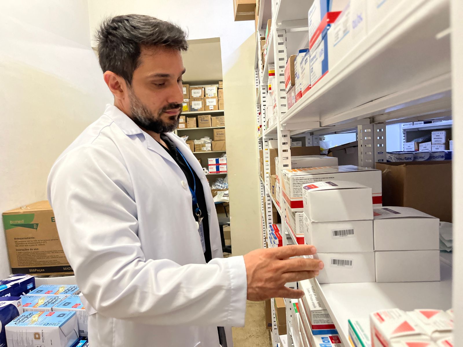 Leia mais sobre o artigo Promessas milagrosas no verão exigem atenção à saúde, alerta médico do Hospital Ib Gatto
