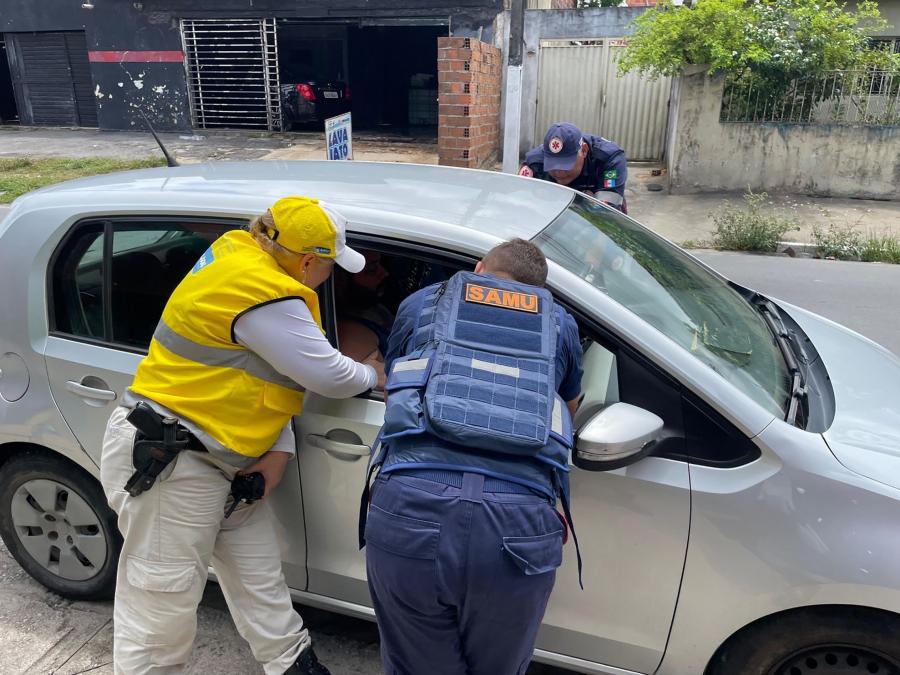 Leia mais sobre o artigo SAMU e Ronda no Bairro impedem tentativa de suicídio na Santa Lúcia