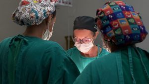 Diagnóstico precoce e cuidado integral garantem tratamento eficaz de câncer de tireoide no Hospital Metropolitano