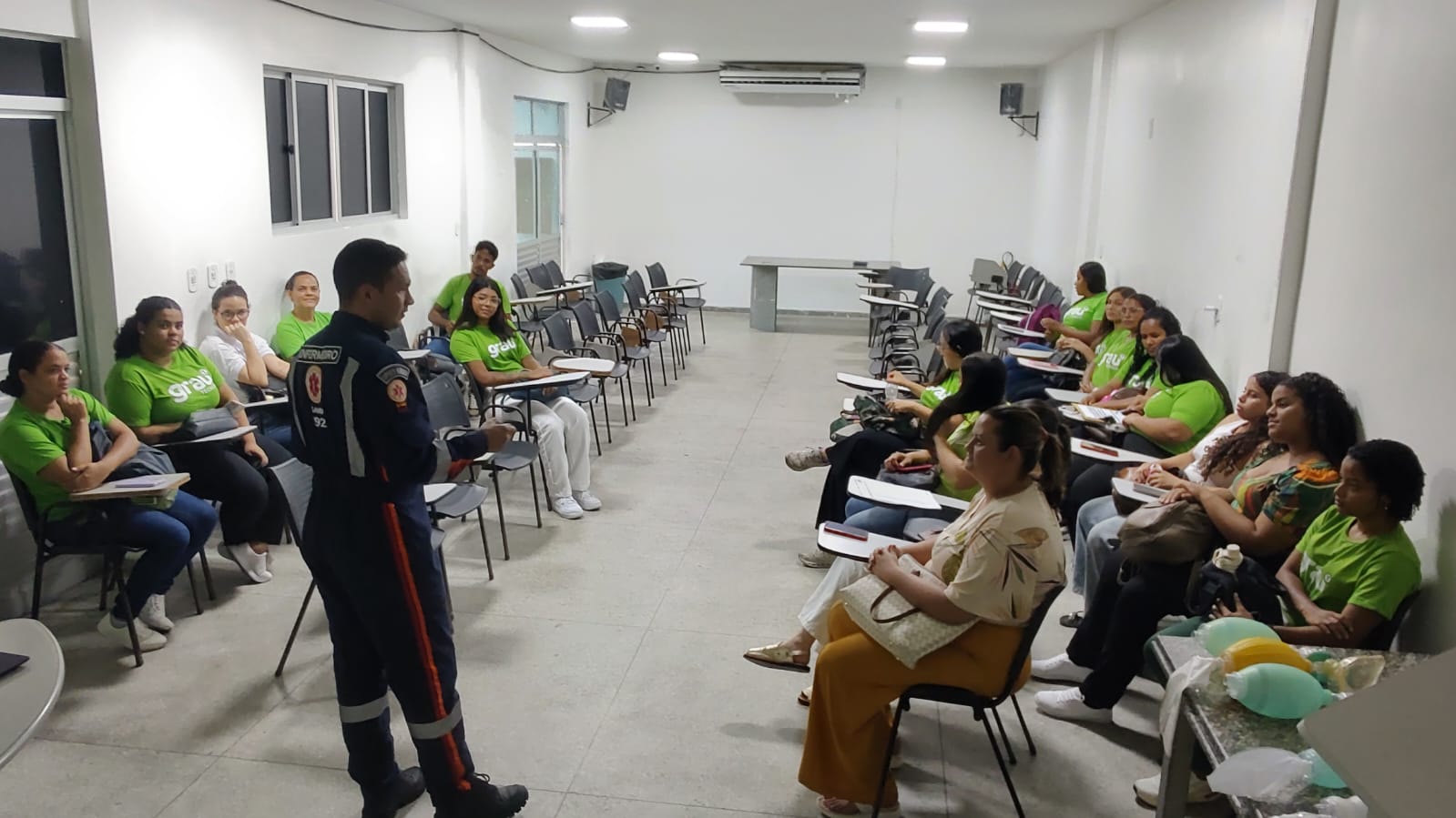 Leia mais sobre o artigo Samu recebe a visita de alunos da Escola Grau Técnico