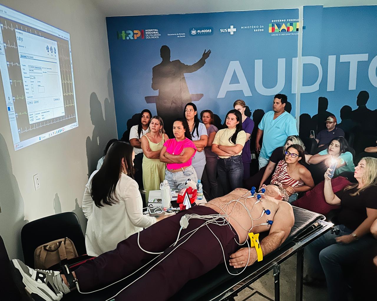 Leia mais sobre o artigo Hospital Regional de Palmeira dos Índios capacita profissionais para atendimento a AVC e infarto