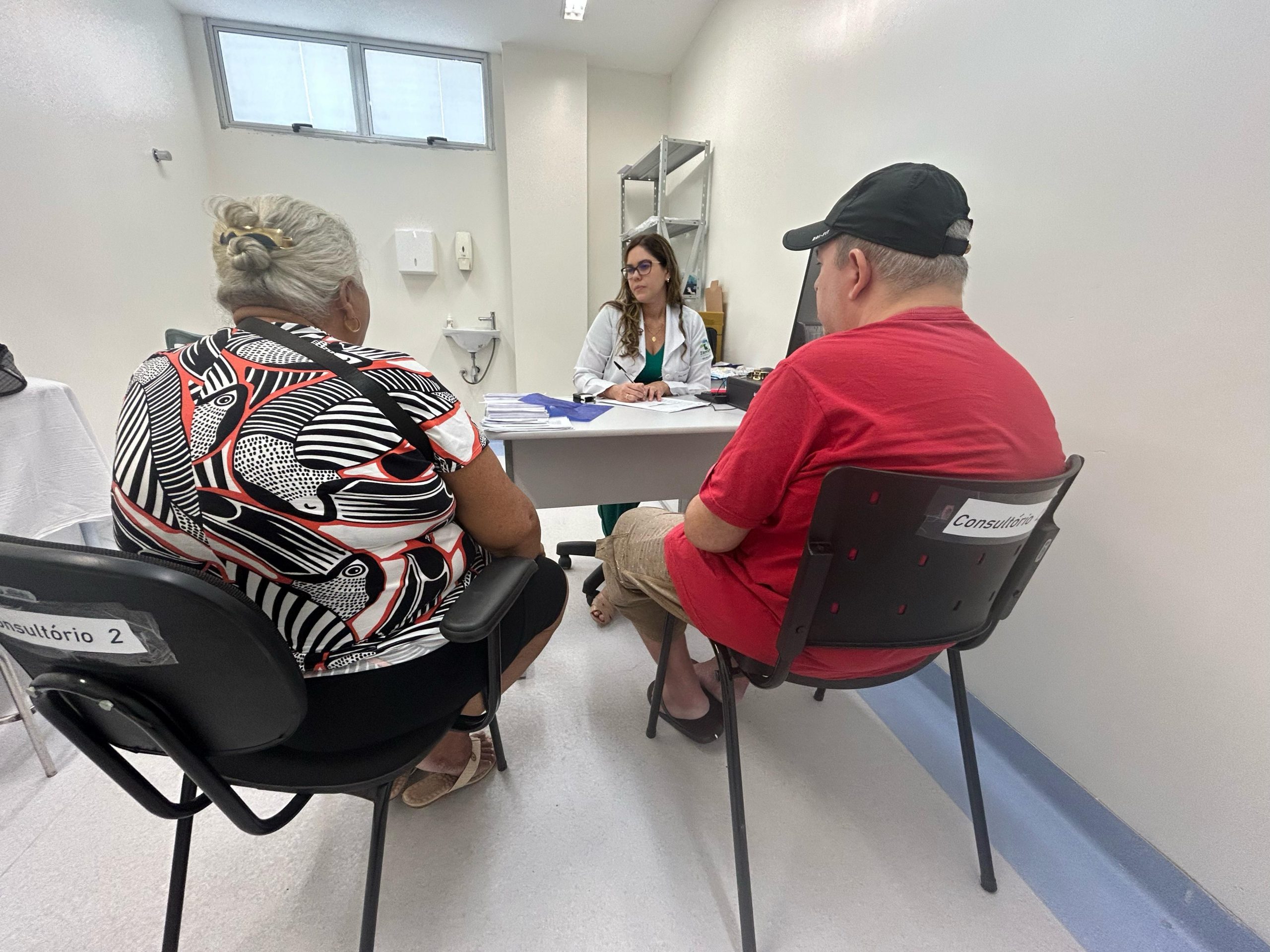 Leia mais sobre o artigo Neurologista do Hospital Metropolitano de Alagoas alerta que esquecimento pode ser sinal de Alzheimer
